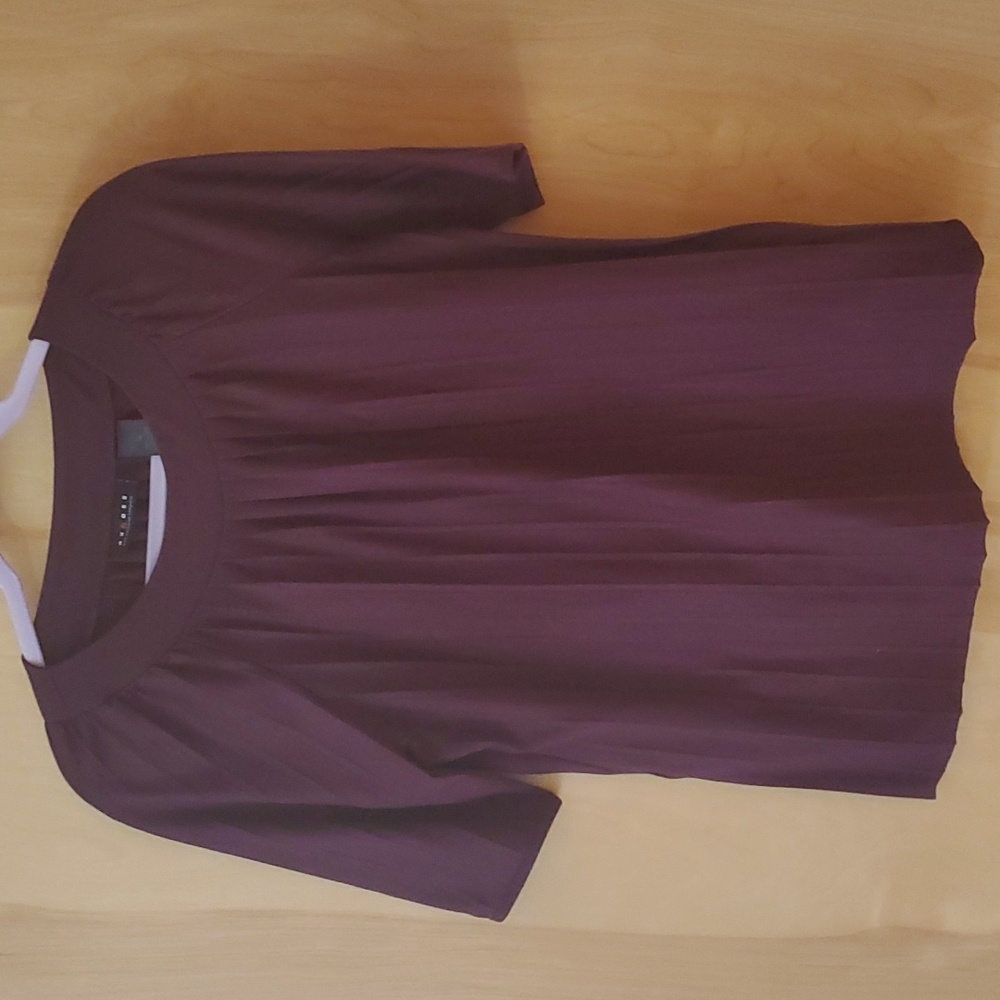 Dark maroon pleated three quarter sleeve shirt